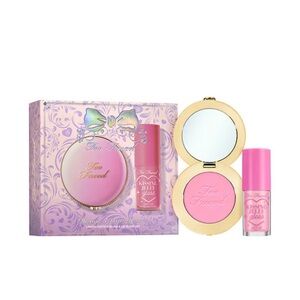 LIMITED EDITION Too Faced Dream A Little Dream Blush and Gloss Set
